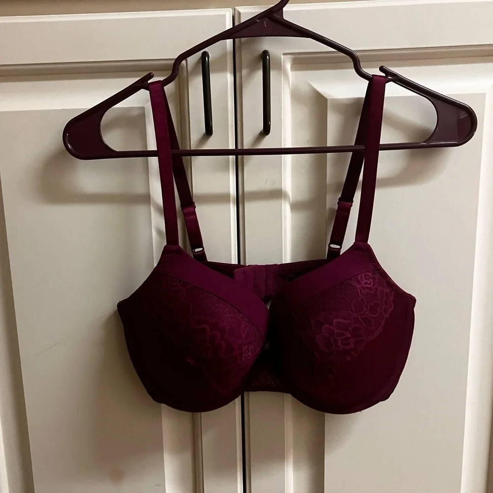 MAIDENFORM 38D Purple Bra Padded‎ Underwire Adjustable